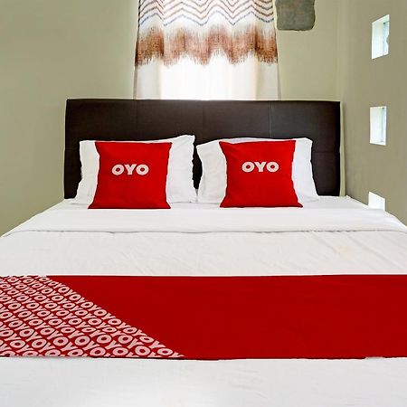 Oyo 91707 Jannah Homestay Syariah Dau Exterior foto
